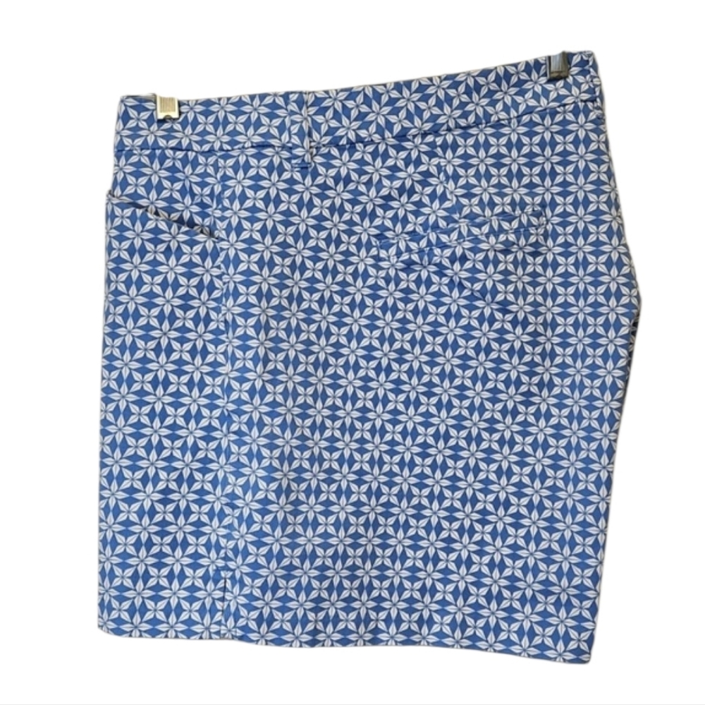 Old Navy High-Rise Pixie Blue Print Shorts Size 20